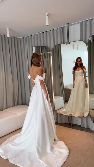 Satin A Line Wedding Dresses Sleeveless Off The Shoulder Silt Bridal Gowns Long Train Wedding Party Gowns Custom Made     fg5090